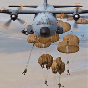 Meet your Posher, Aaron